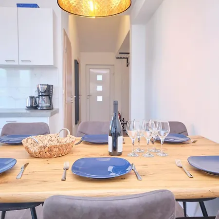 Apartment Fuer 4 Personen Ca, 65 M Sup2 In Mastrinka, Adriakueste Kroatien Kroatische Inseln